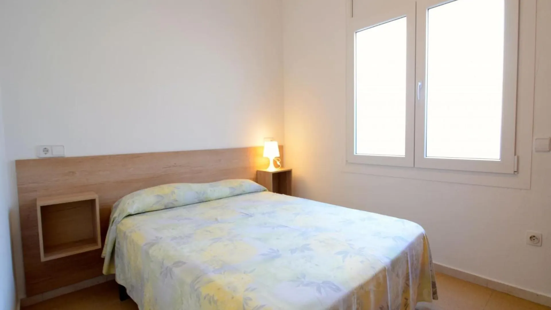 Marina 1D Lateral Apartment L'Estartit